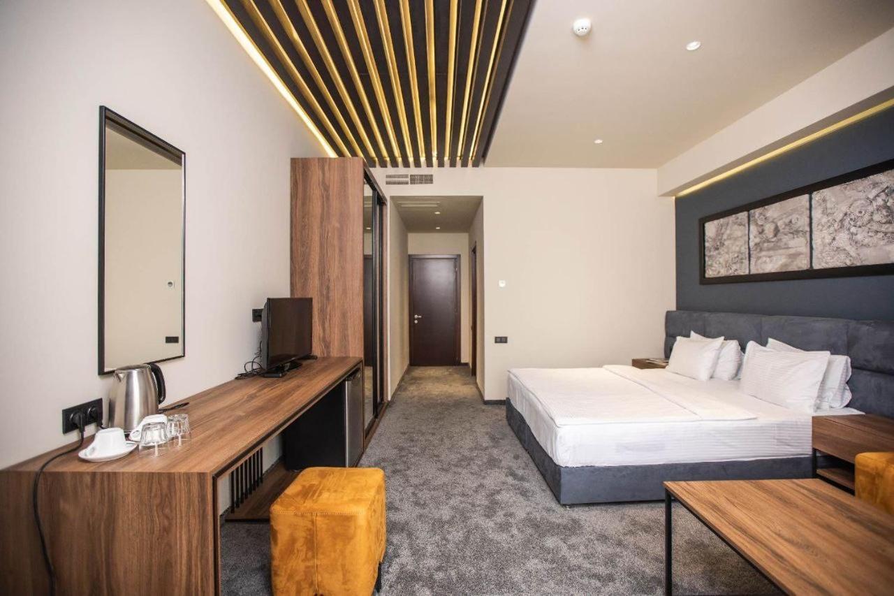 Nor Ekats Aparthotel Yerevan Exterior photo